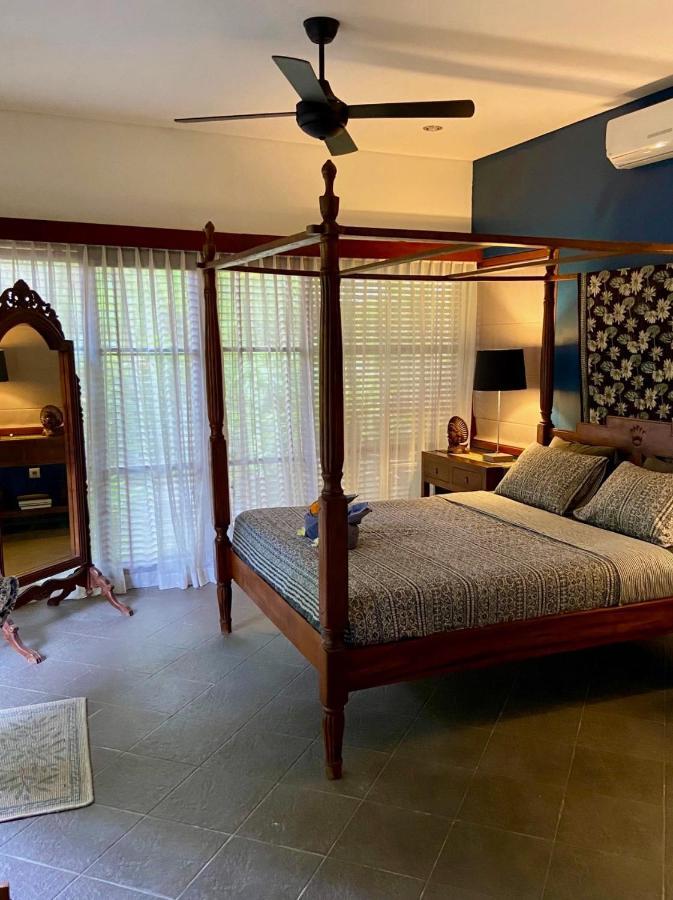 Villa Spacious 4-bedroom Garden